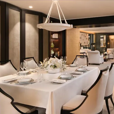 Barriere Fouquet's Hotel Paris