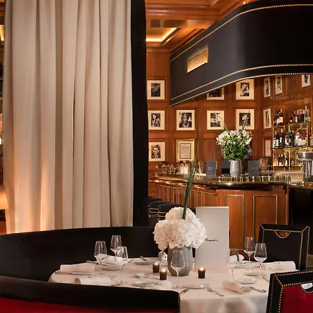 Hotel Fouquet'S Paris 5*