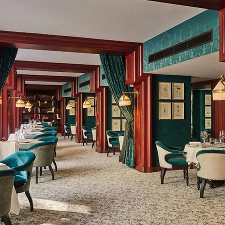 Hotel Barrière Fouquet's 5*