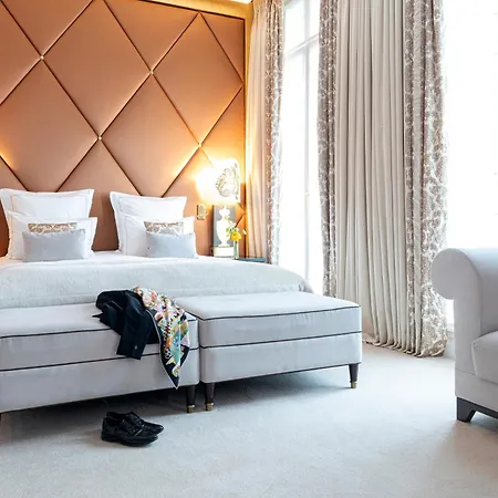 Hotel Barriere Fouquet's Paris