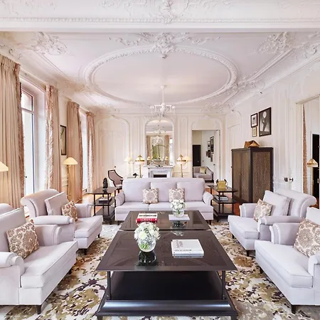 Hotel Barriere Fouquet's Paris