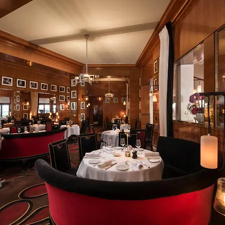 Hotel Fouquet'S Paris 5*