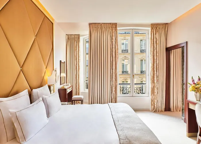 Hotel Barrière Fouquet's 5*