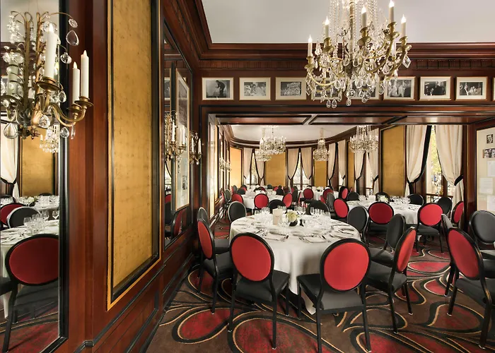 Hotel Barrière Fouquet's 5*