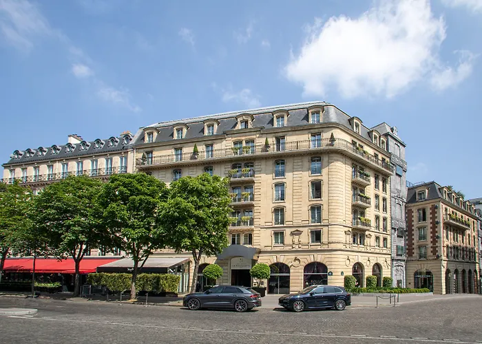 Barrière Fouquet's Hotel 5*