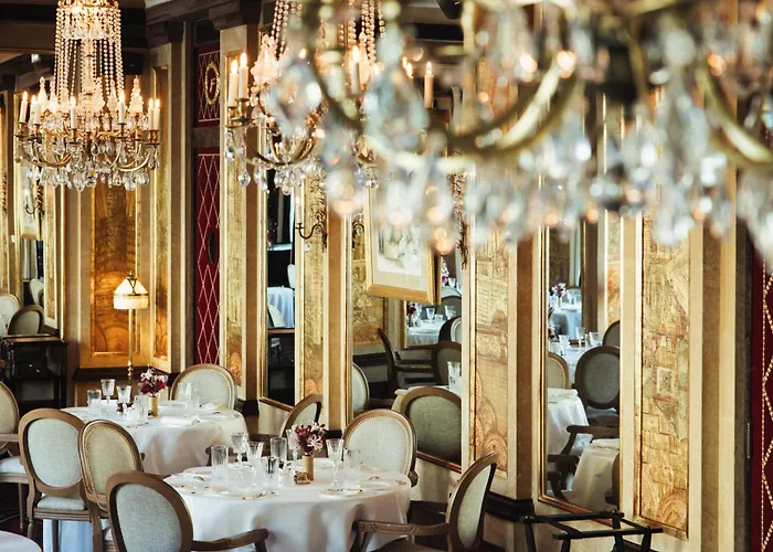 Hotel Barrière Fouquet's 5*