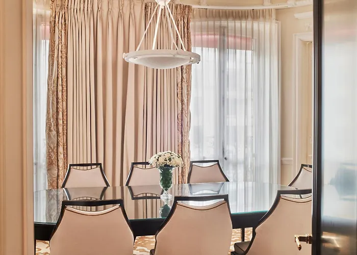 Hotel Barrière Fouquet's